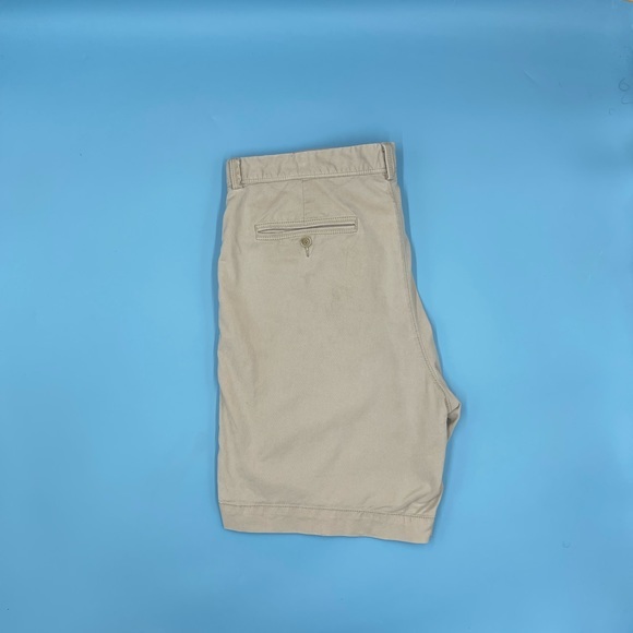 TOMMY BAHAMA Chino Khaki Shorts - Picture 2 of 5